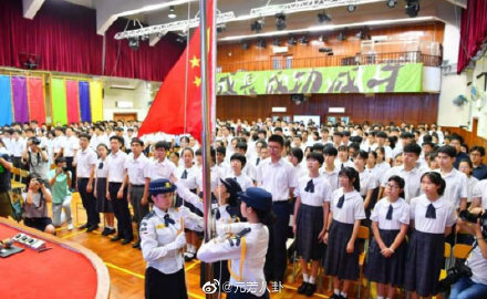 央視主播問賣港求榮怎能安生